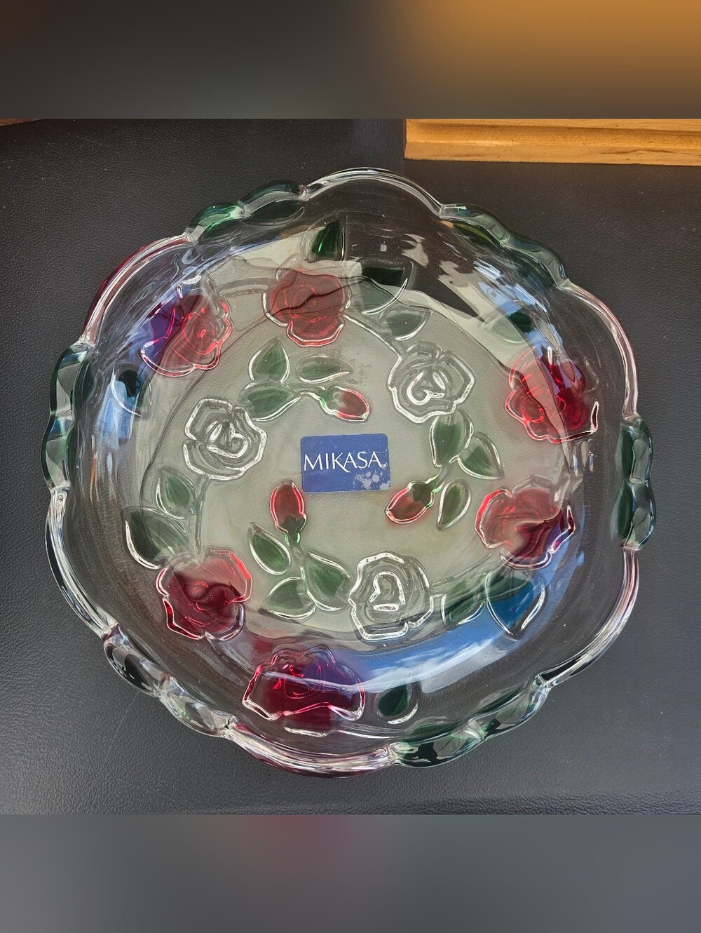 Mikasa Clear Glass Rose Plate with Roses And Green Leaves